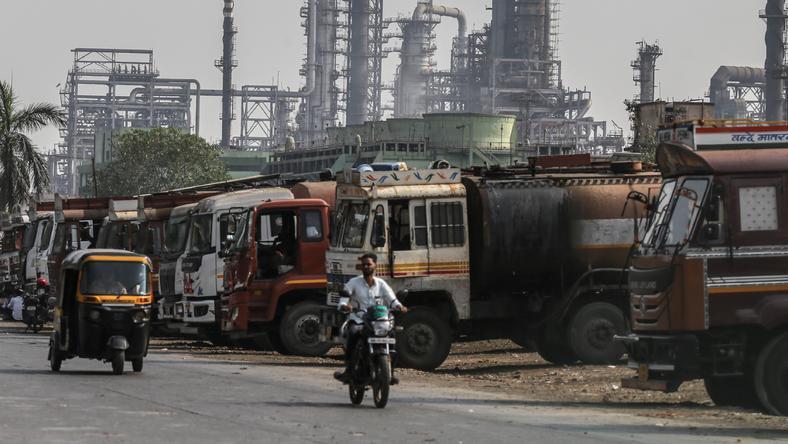 印度,全国加起来比不过一个塔克拉玛干?